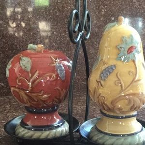 Beautiful Salt and Pepper shaker set